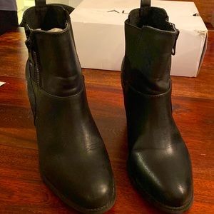 Aldo boots- NEVER WORN